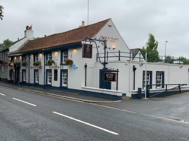 Swan & Talbot Inn Wetherby Exterior photo